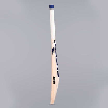 SPD ULTIMATE CRICKET BAT